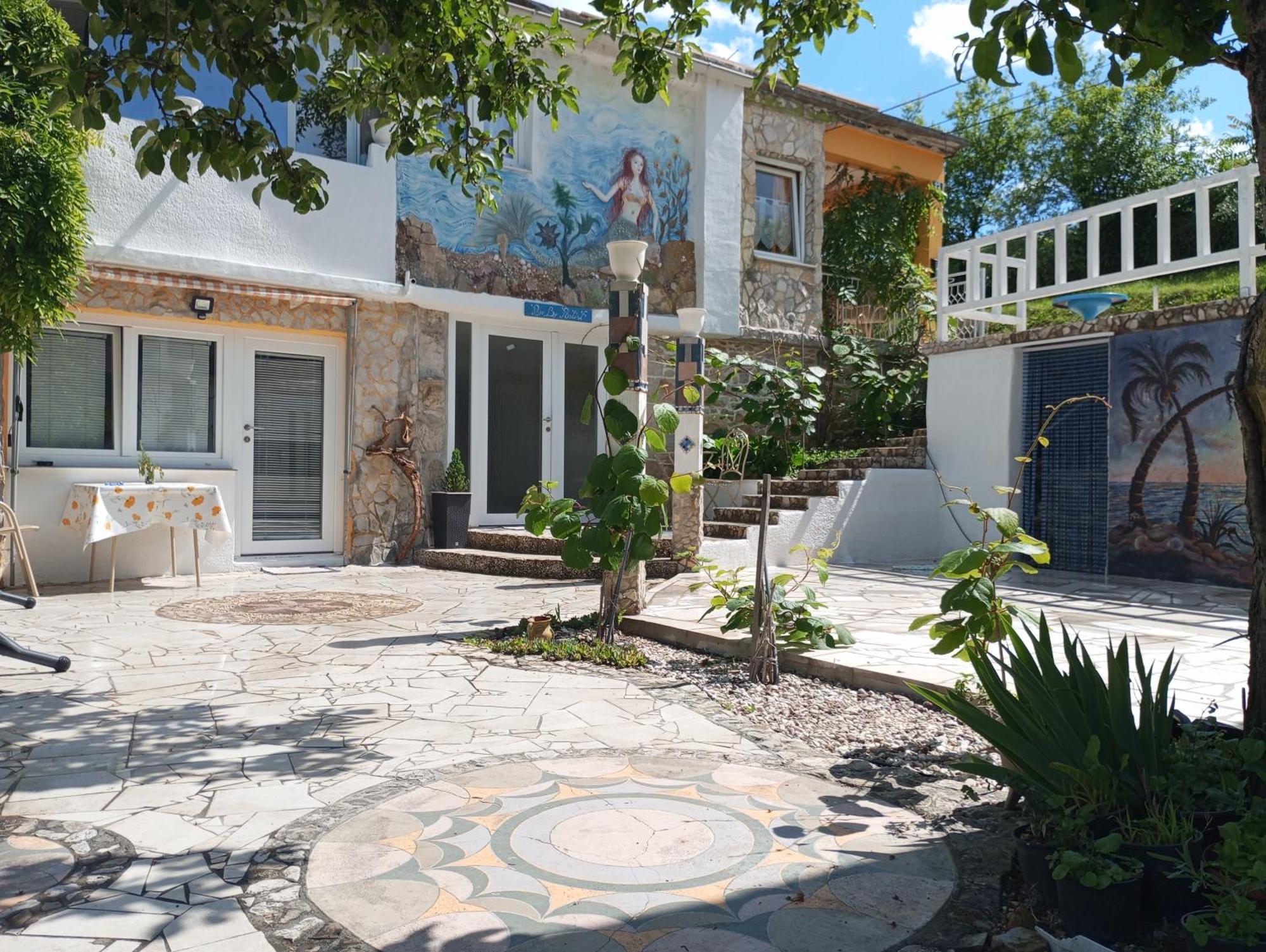 Apartman Sirena Pićan Exteriér fotografie